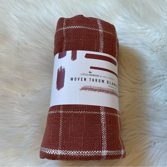 Little Korboose Woven Throw Blanket - NWT - Rust - Picture 2 of 8